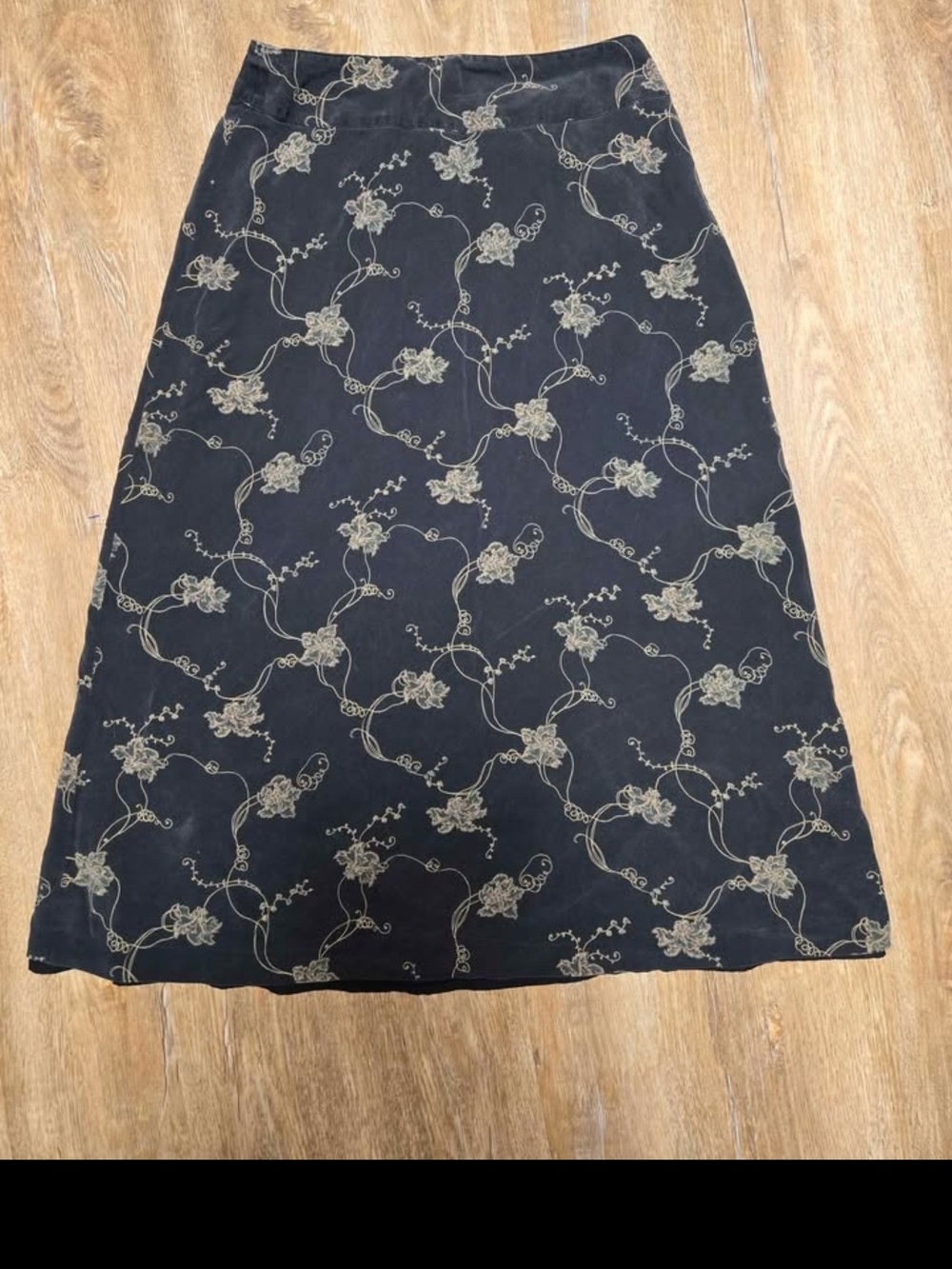 Liz Claiborne Black A-Line Skirt with Cream Floral Vine Detail